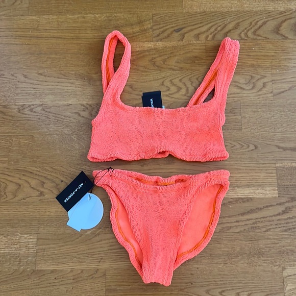 Hunza G Other - NWT Hunza G Xandra neon seersucker bikini